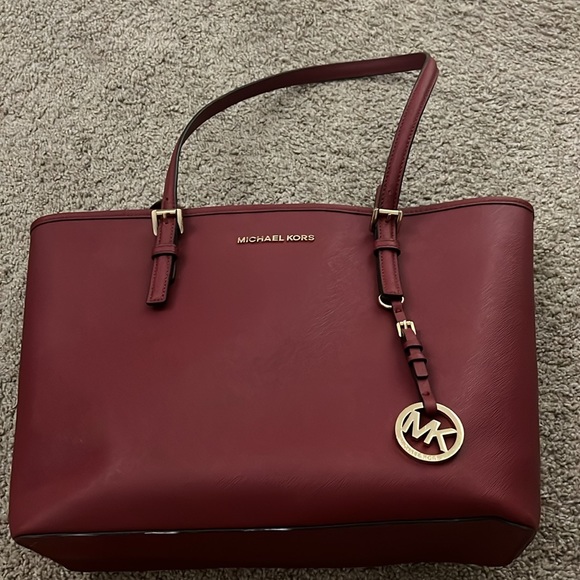 Michael Kors bag - Picture 2 of 3